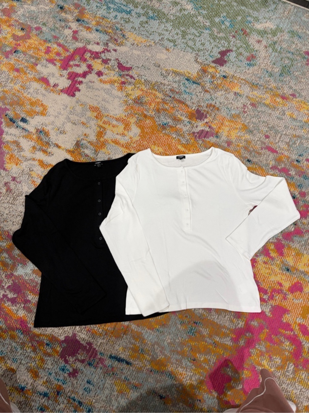 Express Two-Pack long Sleeve Tops in Black & White Size XL
